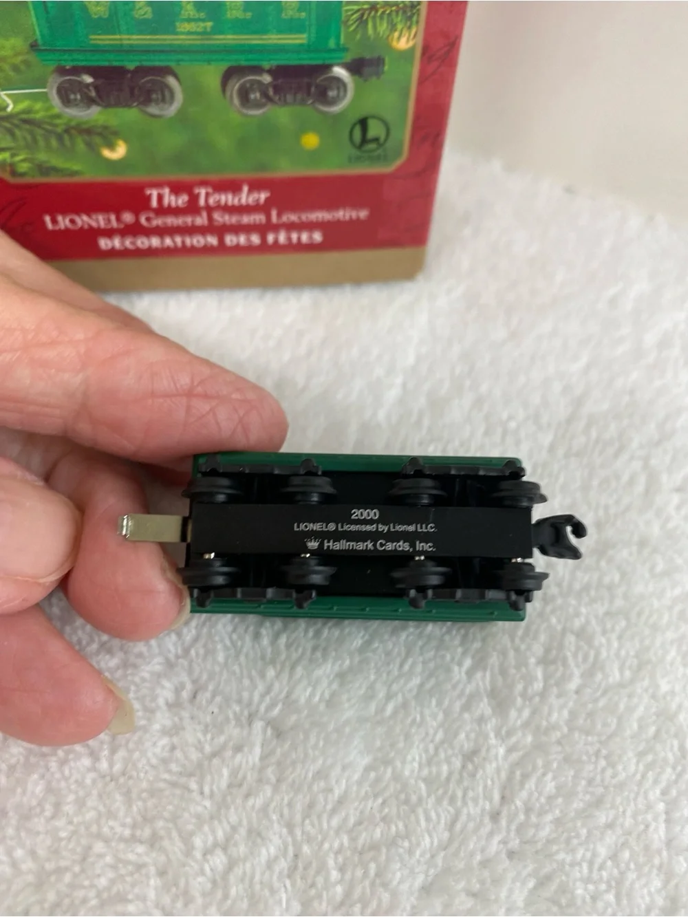 2000 Hallmark Keepsake Ornament The Tender Lionel General Steam Locomotive
